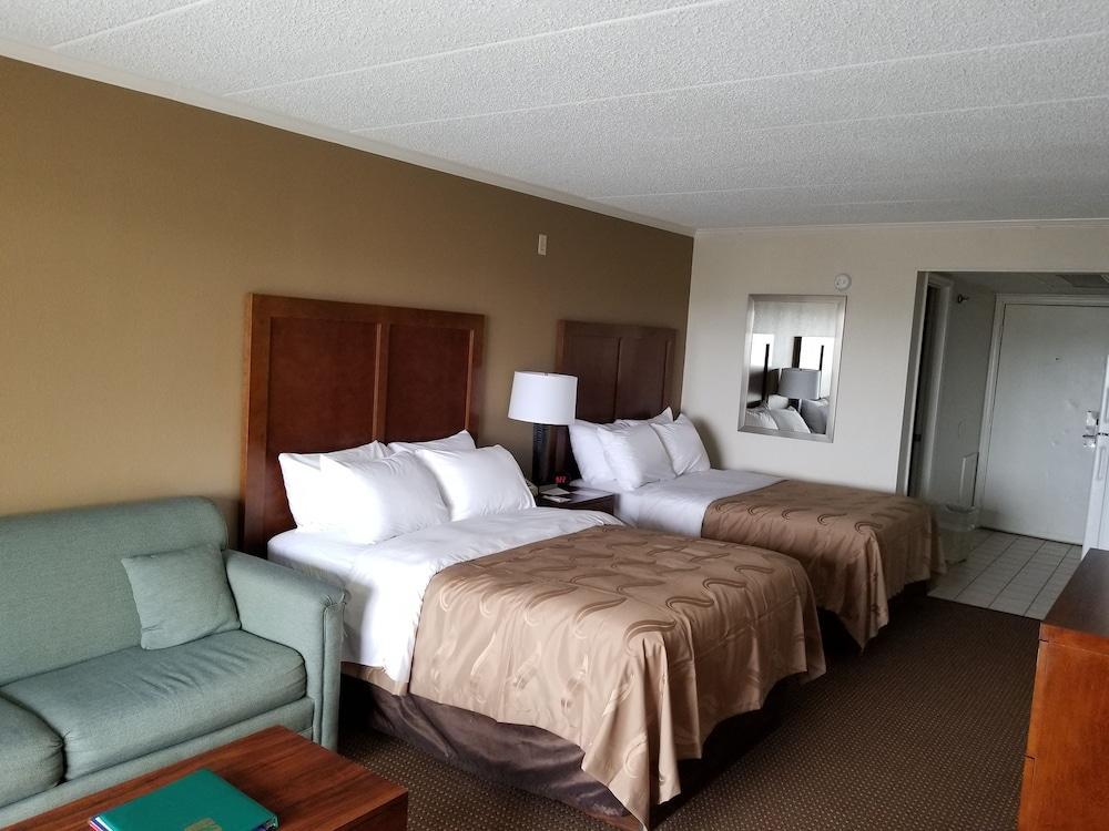 Quality Inn & Suites Oceanblock Ocean City Extérieur photo