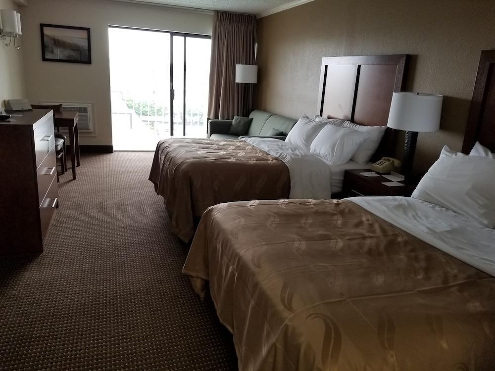Quality Inn & Suites Oceanblock Ocean City Extérieur photo