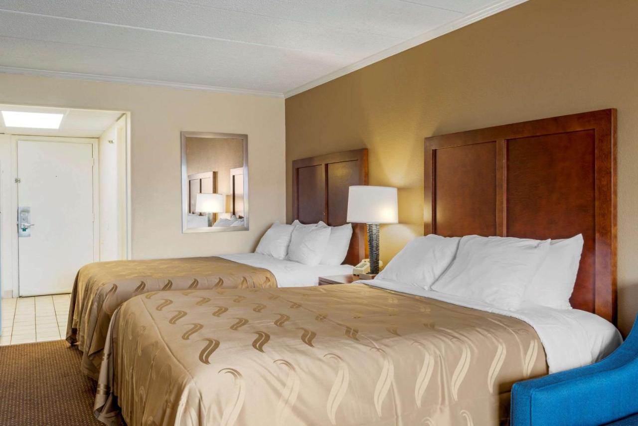 Quality Inn & Suites Oceanblock Ocean City Extérieur photo