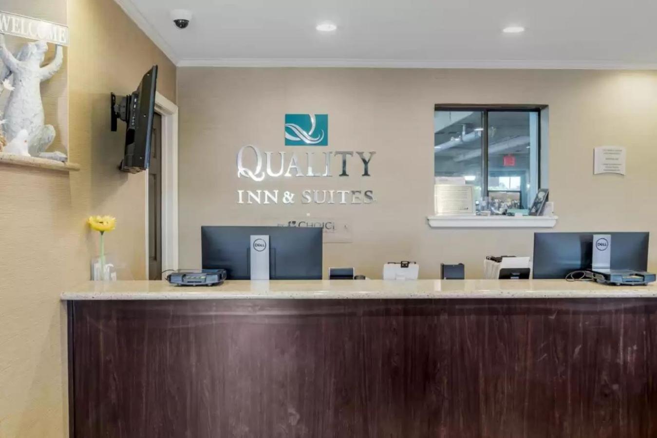 Quality Inn & Suites Oceanblock Ocean City Extérieur photo