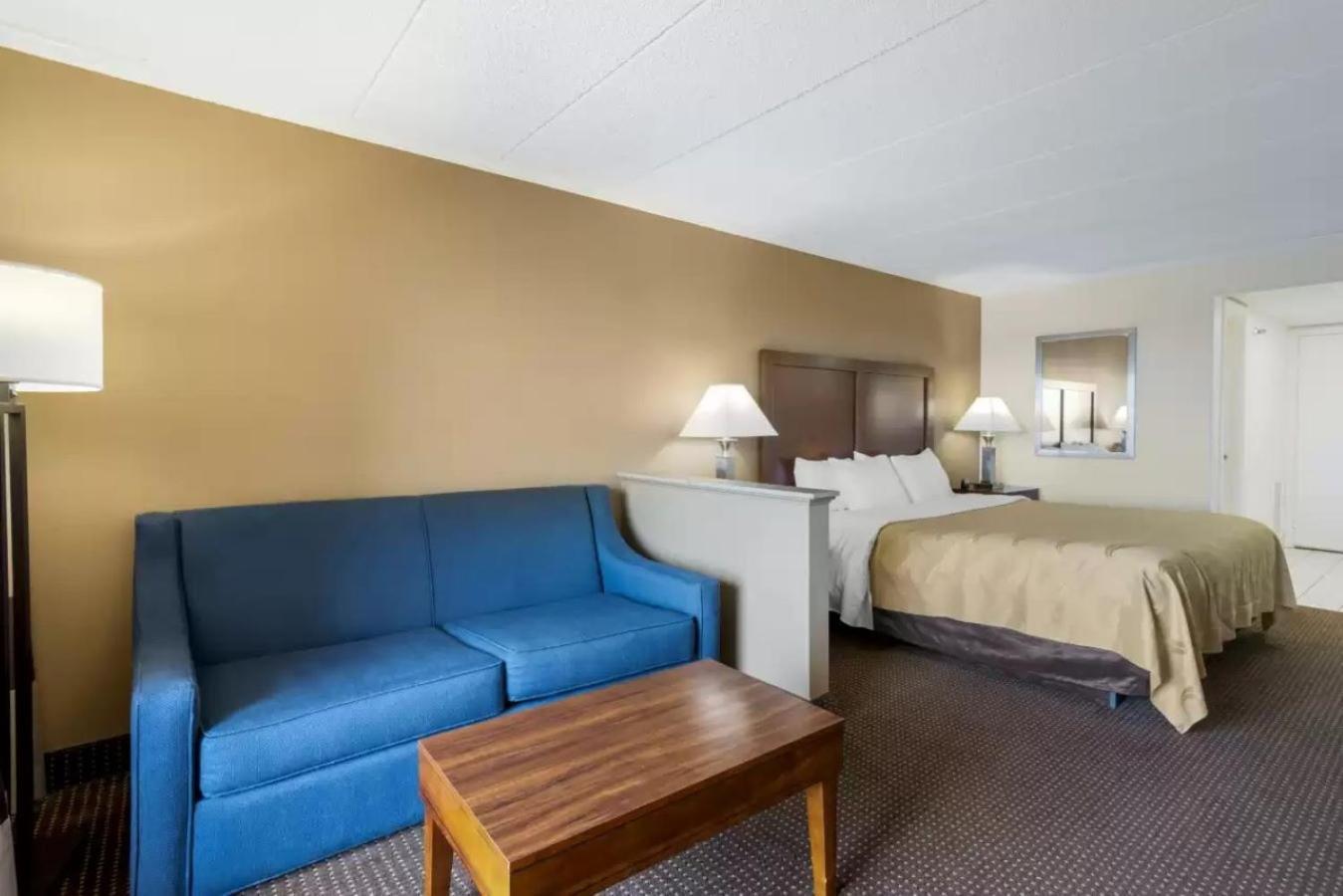 Quality Inn & Suites Oceanblock Ocean City Extérieur photo
