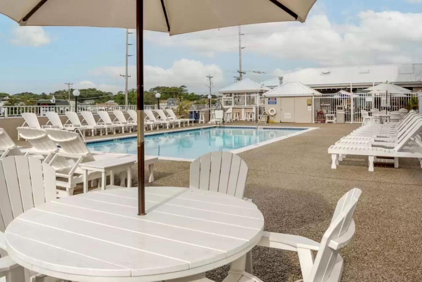 Quality Inn & Suites Oceanblock Ocean City Extérieur photo