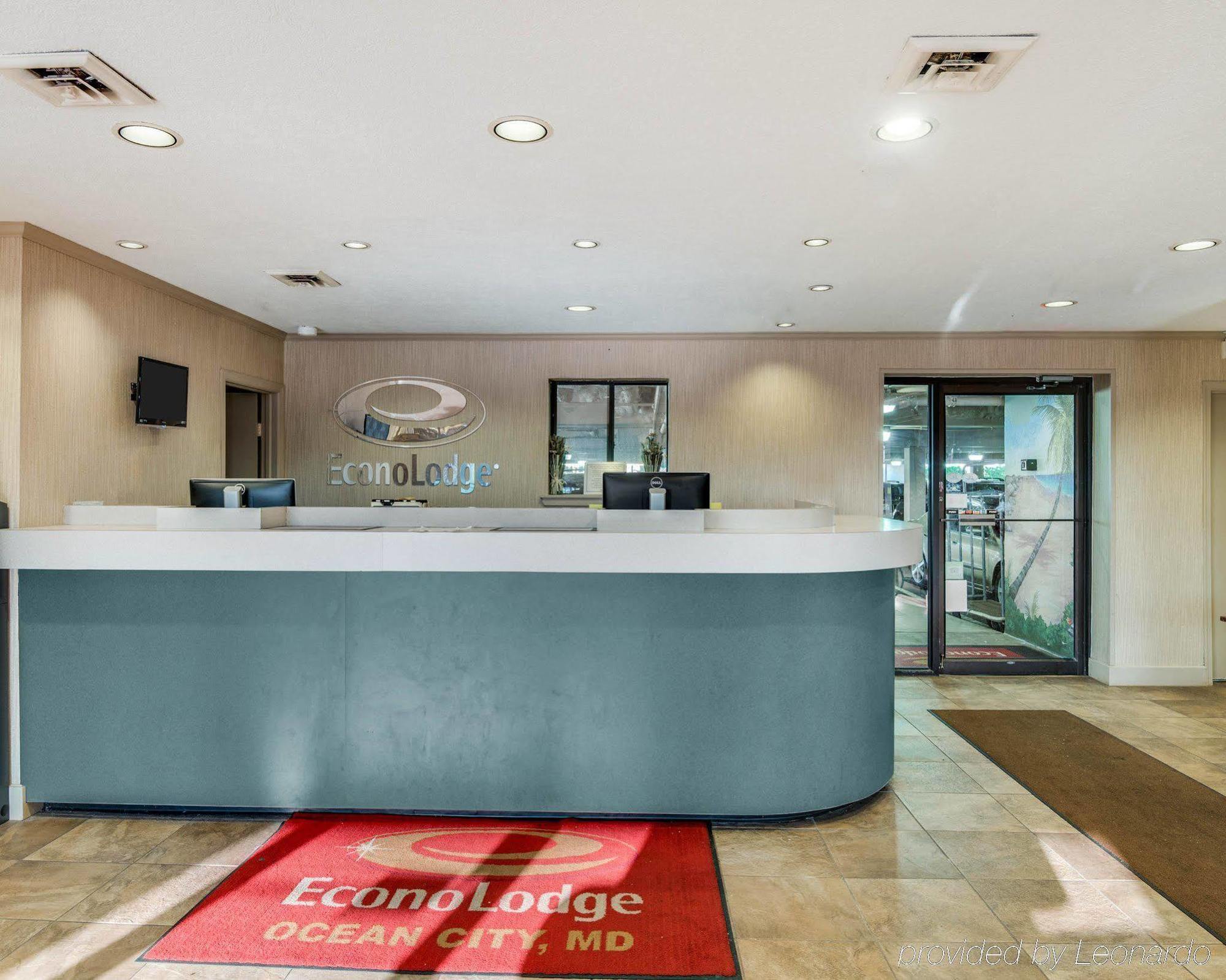 Quality Inn & Suites Oceanblock Ocean City Extérieur photo