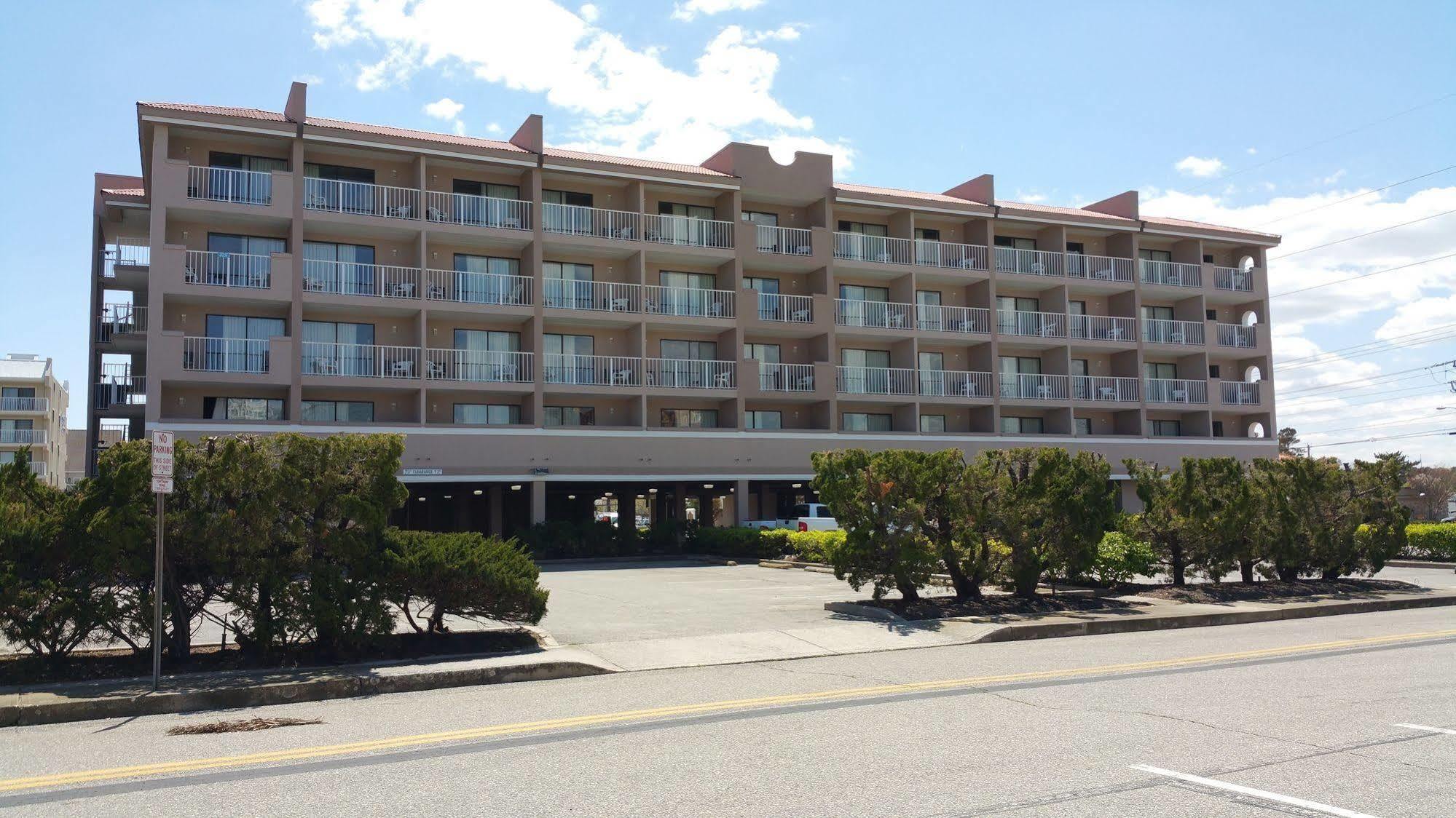 Quality Inn & Suites Oceanblock Ocean City Extérieur photo